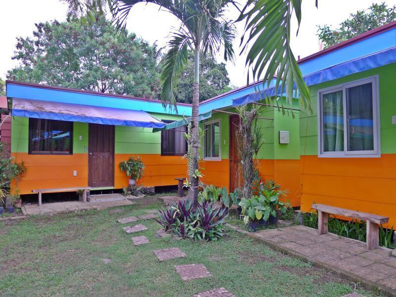 Oyo 671 Natua'S Cabin Puerto Princesa Exterior photo